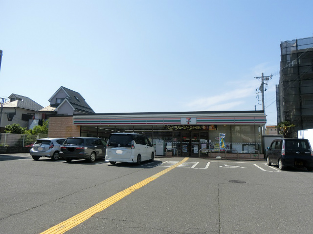 近隣・セブンイレブン