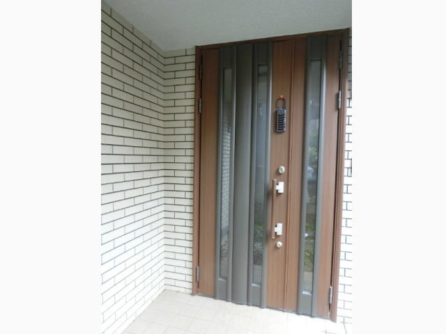 玄関ドア