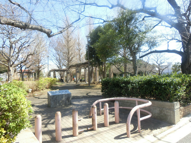 練馬区立向三谷公園